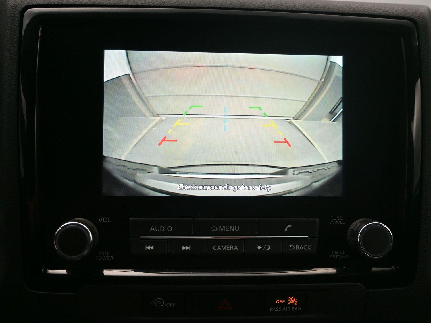 Used 2023  NISSAN  image 22