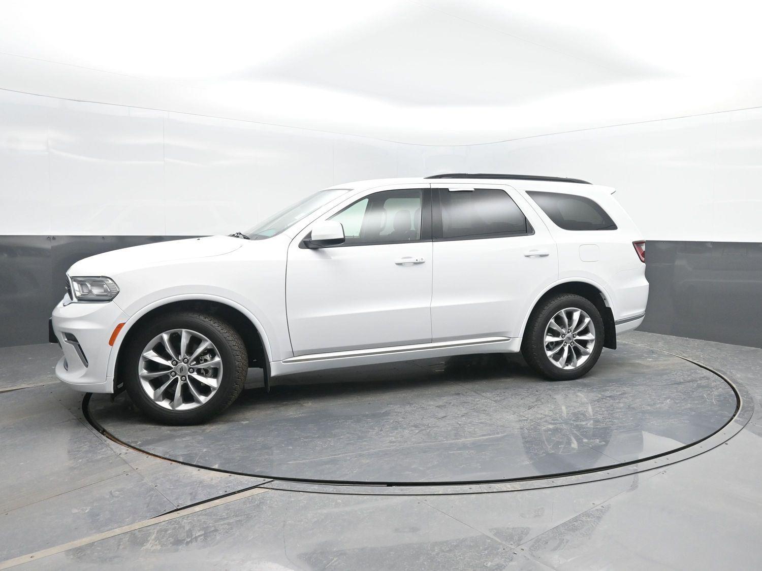 Used 2022 White Knuckle Clearcoat Dodge SXT image 37