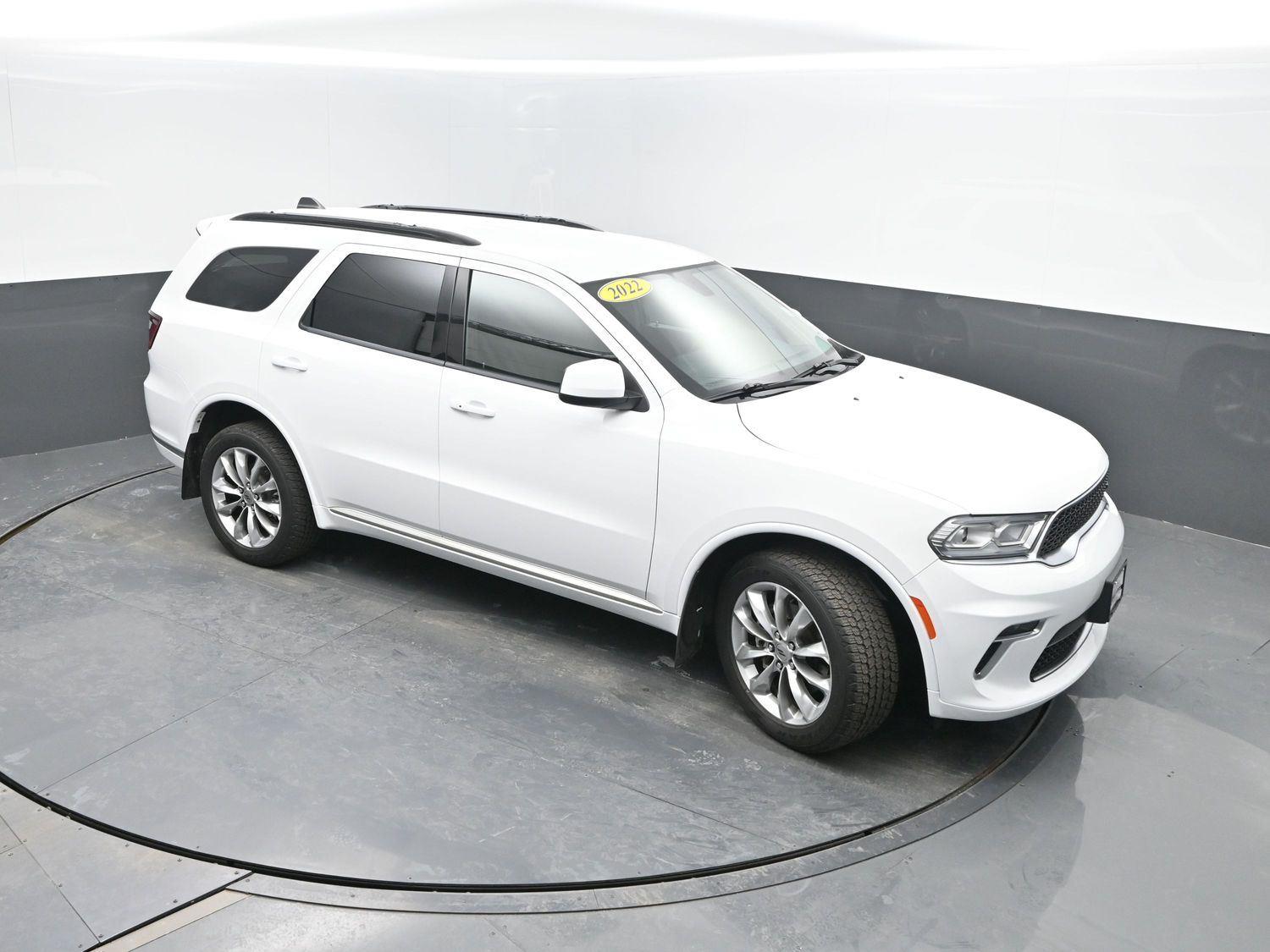 Used 2022 White Knuckle Clearcoat Dodge SXT image 35