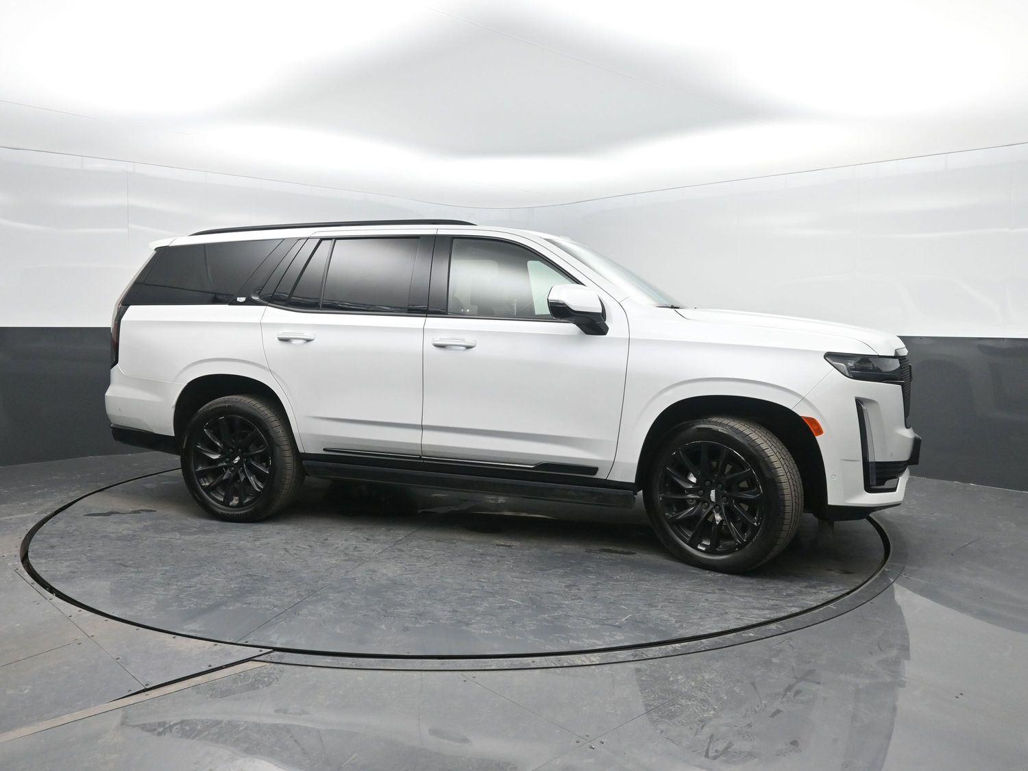 Used 2023 Crystal White Tricoat Cadillac 4WD Sport Platinum image 3