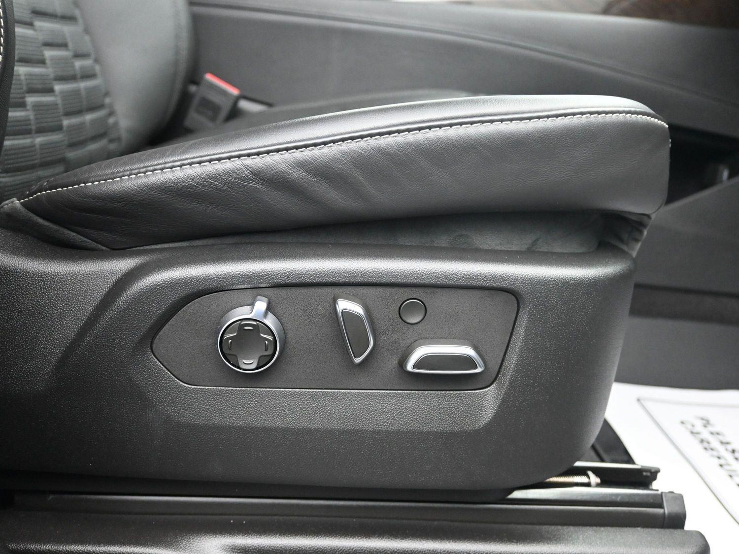 Used 2023 Crystal White Tricoat Cadillac 4WD Sport Platinum image 9