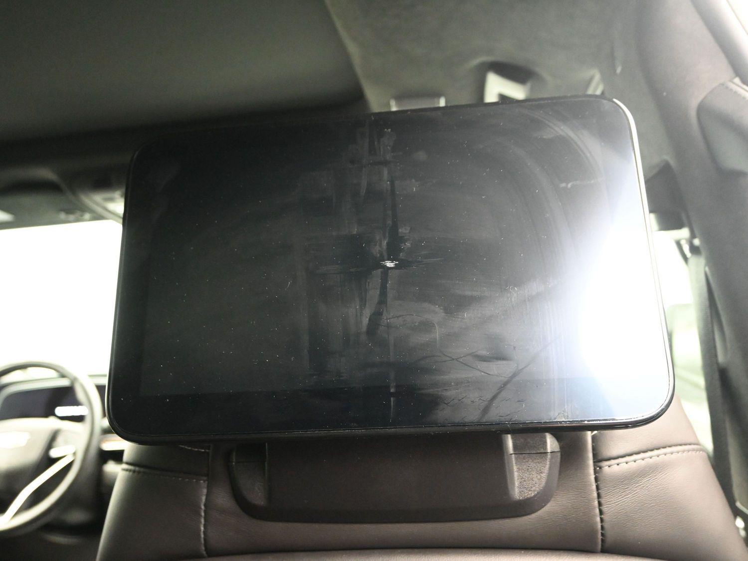 Used 2023 Crystal White Tricoat Cadillac 4WD Sport Platinum image 15