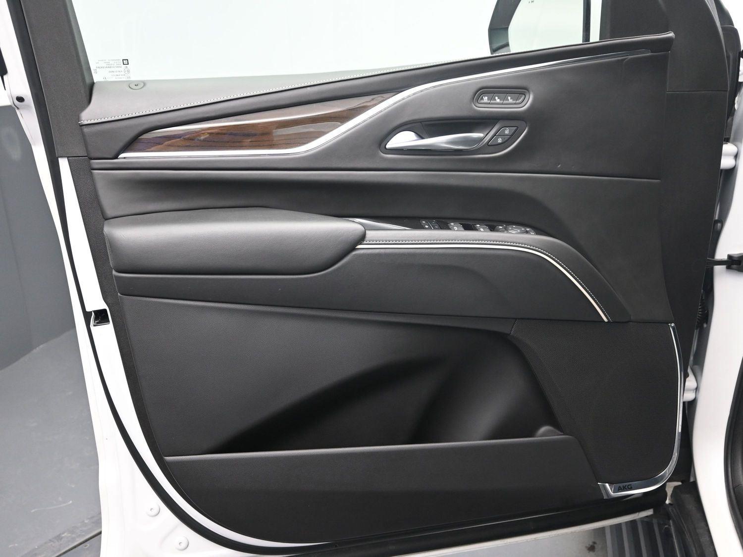 Used 2023 Crystal White Tricoat Cadillac 4WD Sport Platinum image 22