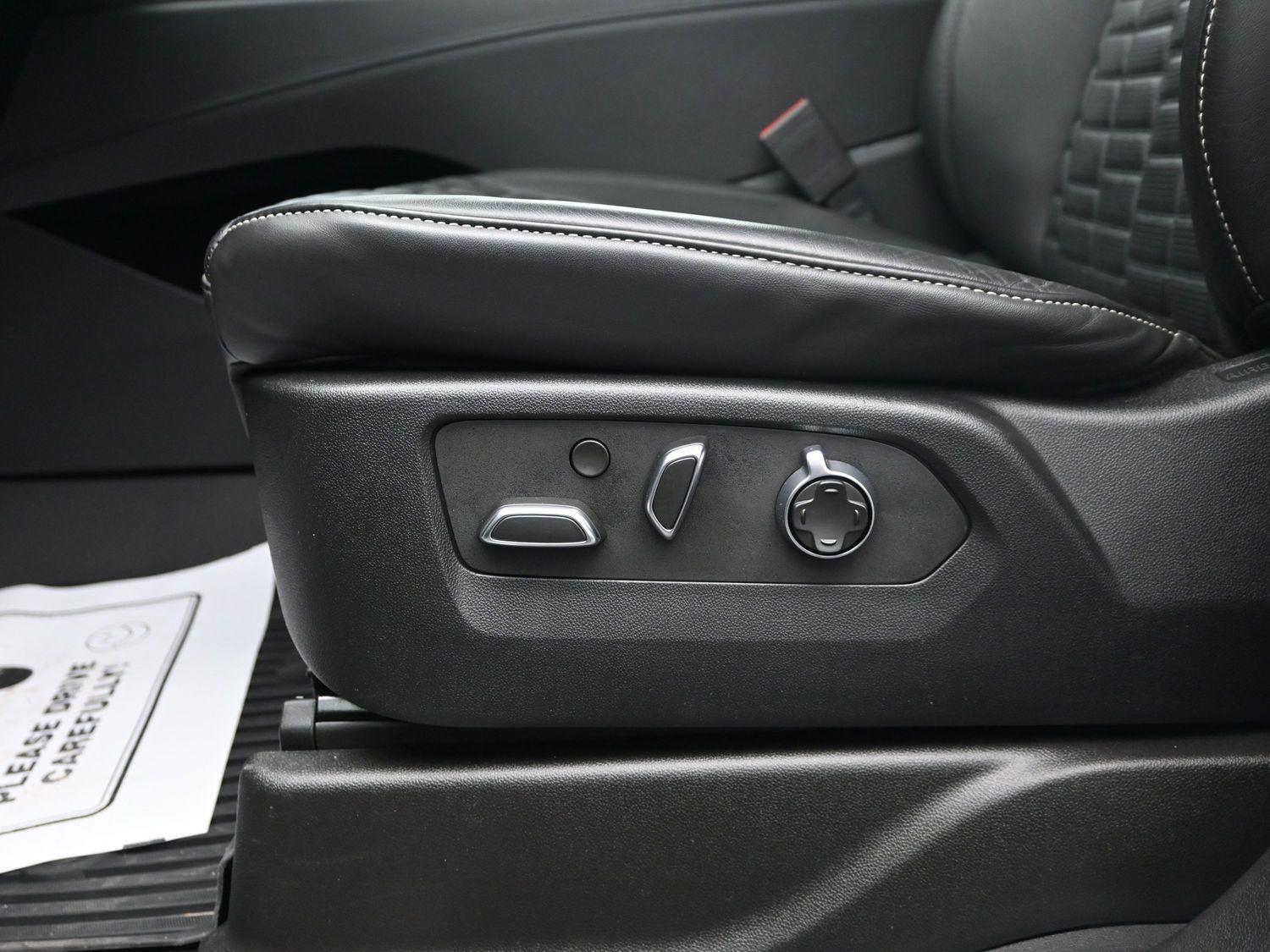 Used 2023 Crystal White Tricoat Cadillac 4WD Sport Platinum image 25