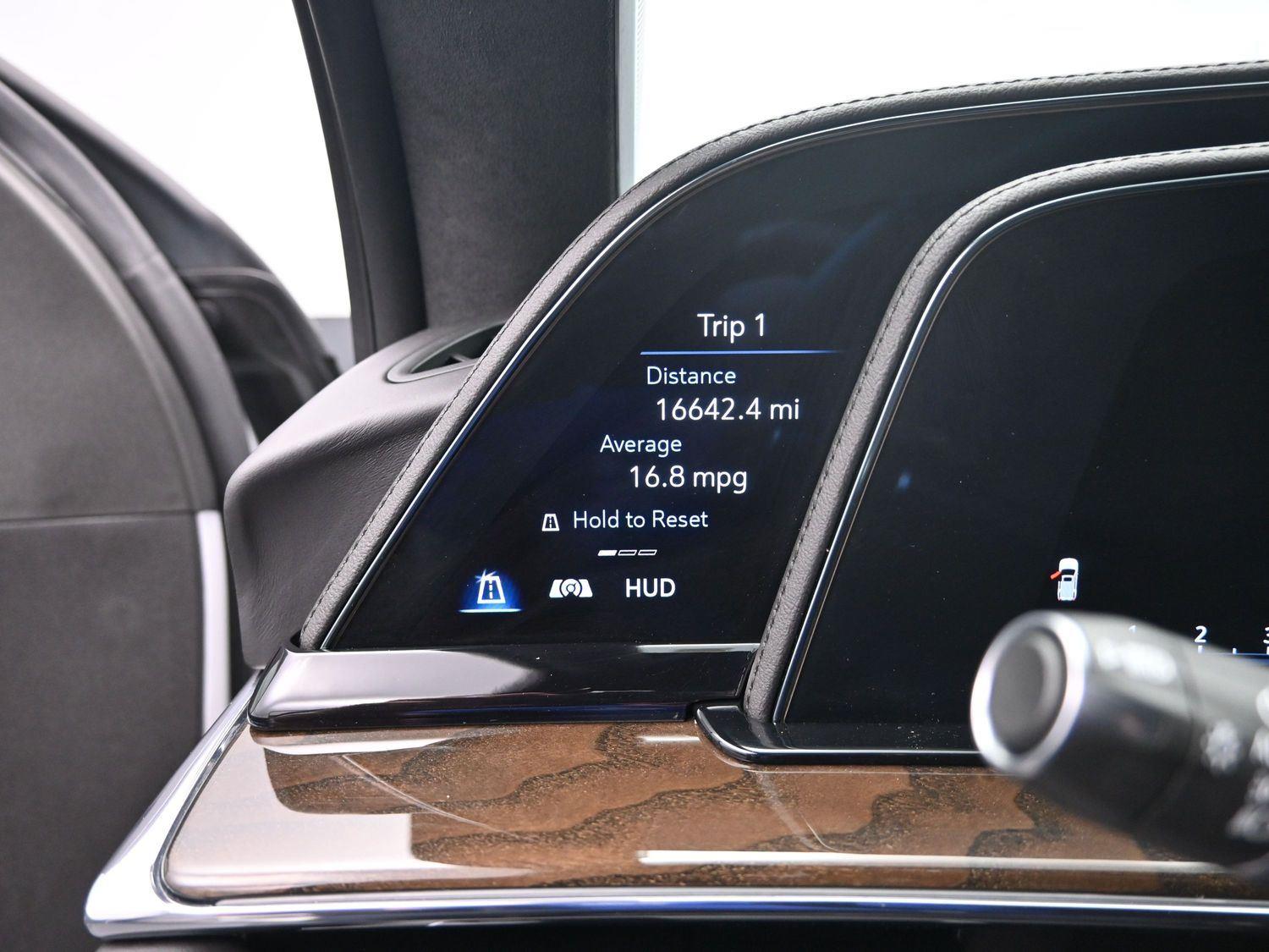 Used 2023 Crystal White Tricoat Cadillac 4WD Sport Platinum image 30