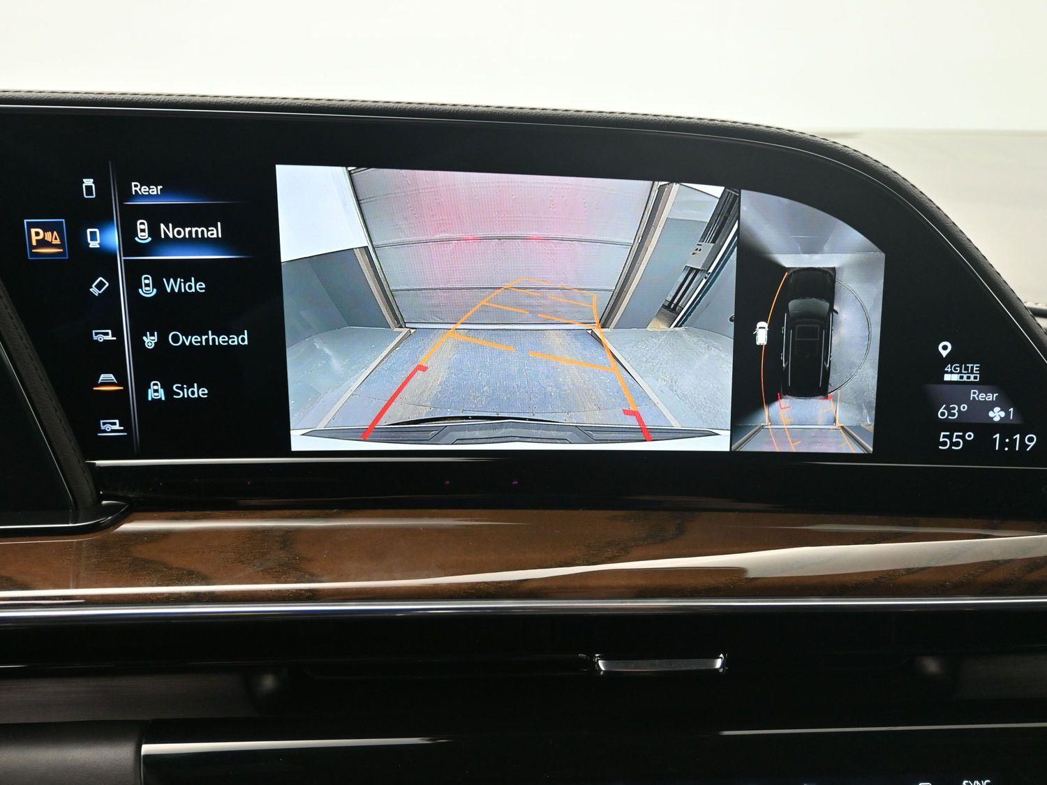 Used 2023 Crystal White Tricoat Cadillac 4WD Sport Platinum image 33