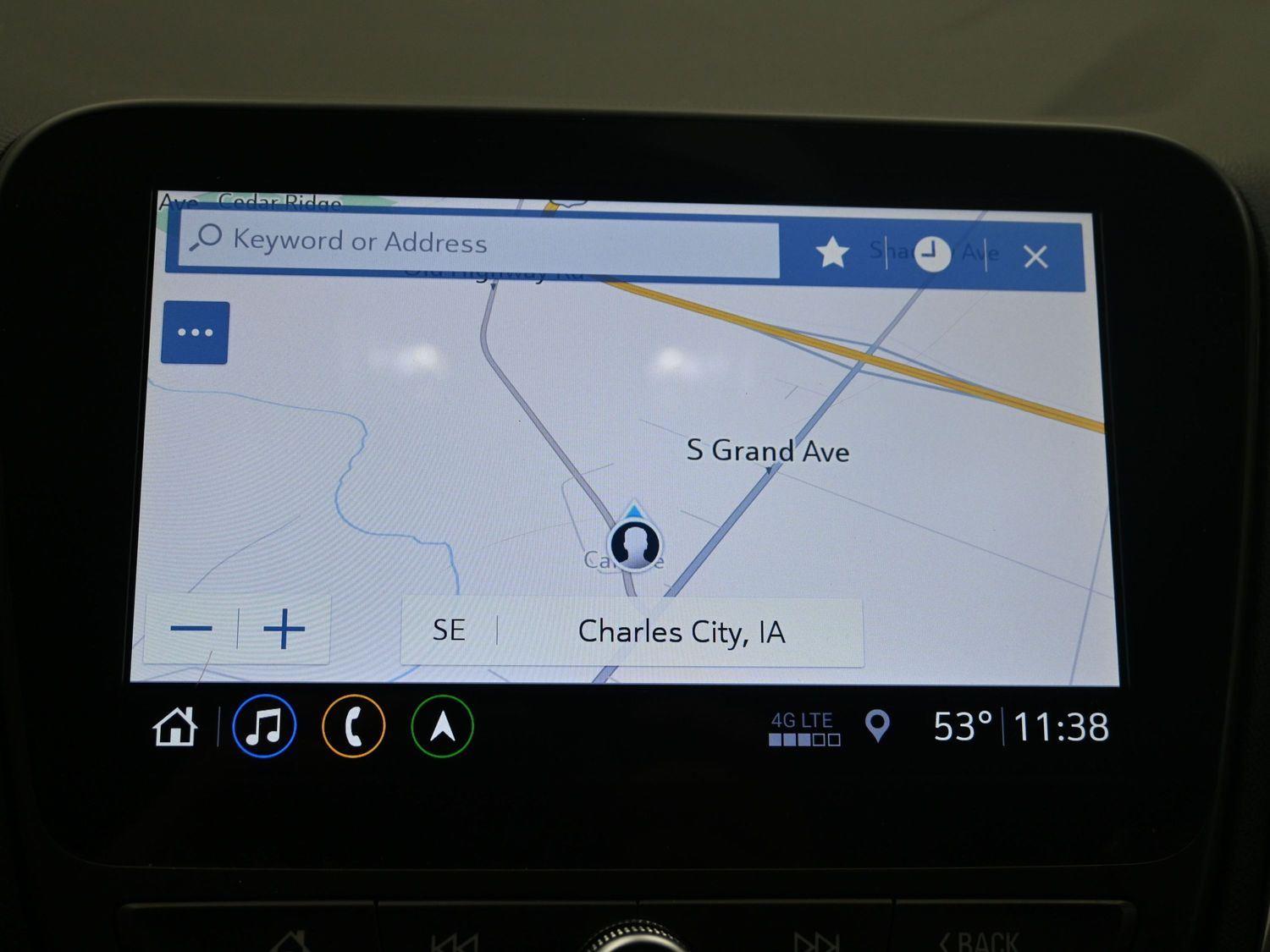 Used 2020 Mosaic Black Metallic Chevrolet LT image 28