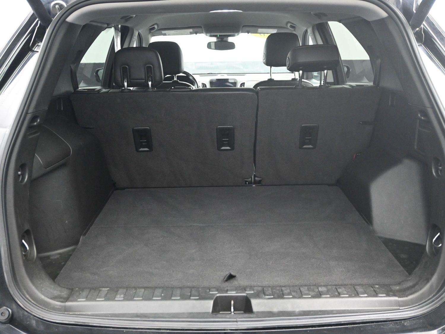 Used 2020 Mosaic Black Metallic Chevrolet LT image 16