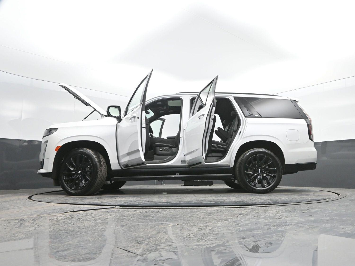 Used 2023 Crystal White Tricoat Cadillac 4WD Sport Platinum image 57