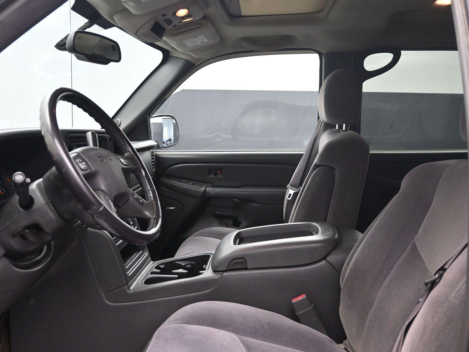 Used 2006  GMC  image 18