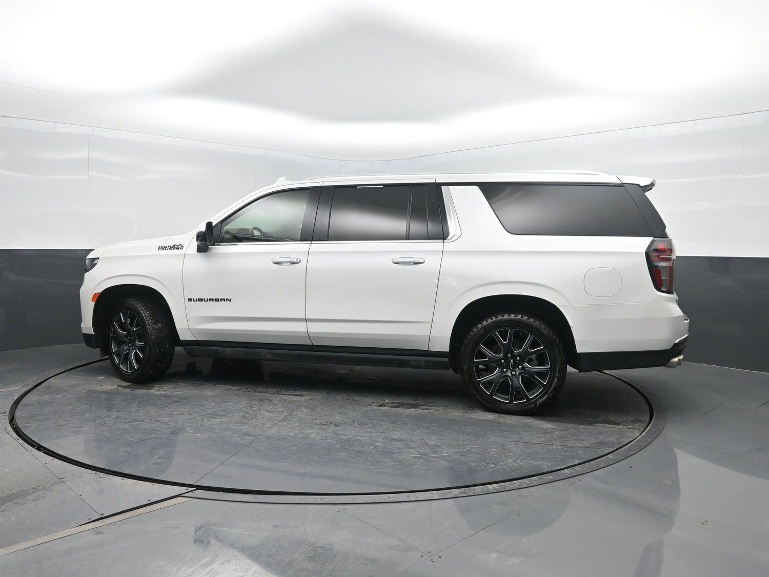 Used 2024 Iridescent Pearl Tricoat Chevrolet High Country image 47