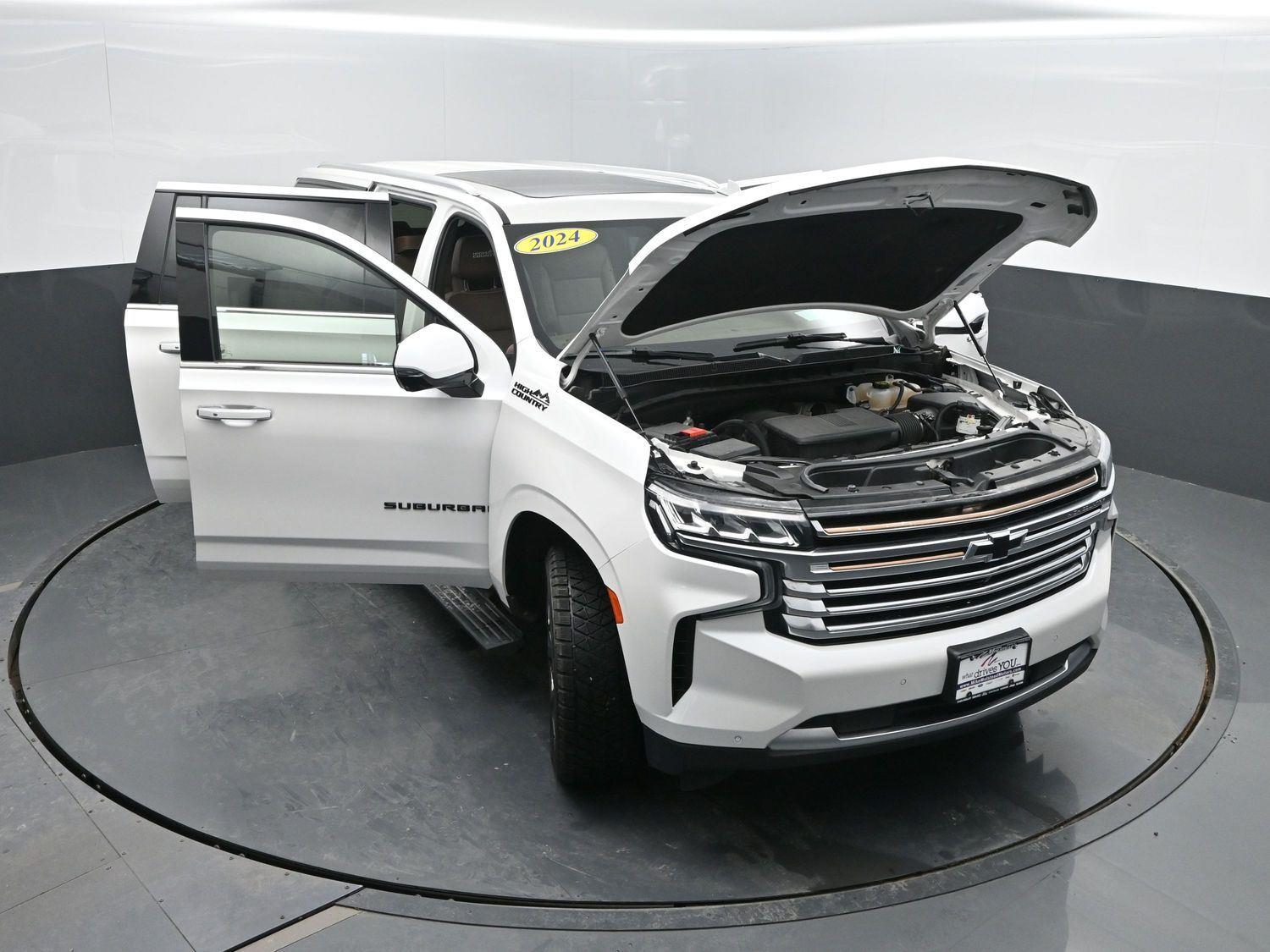 Used 2024 Iridescent Pearl Tricoat Chevrolet High Country image 52