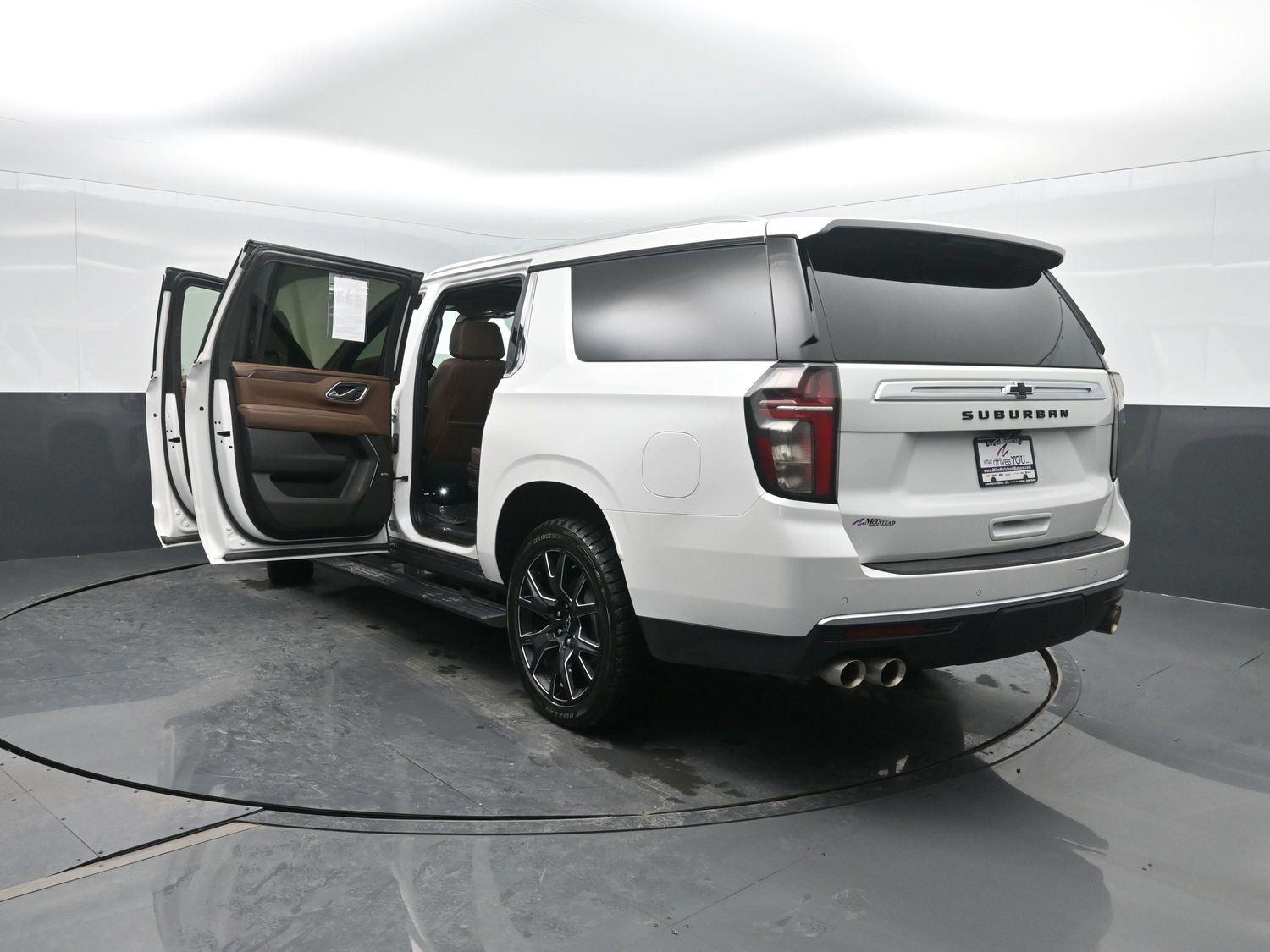 Used 2024 Iridescent Pearl Tricoat Chevrolet High Country image 53