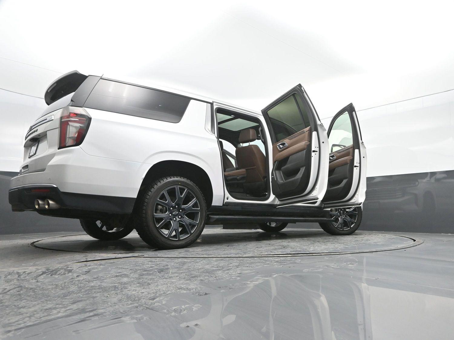 Used 2024 Iridescent Pearl Tricoat Chevrolet High Country image 56