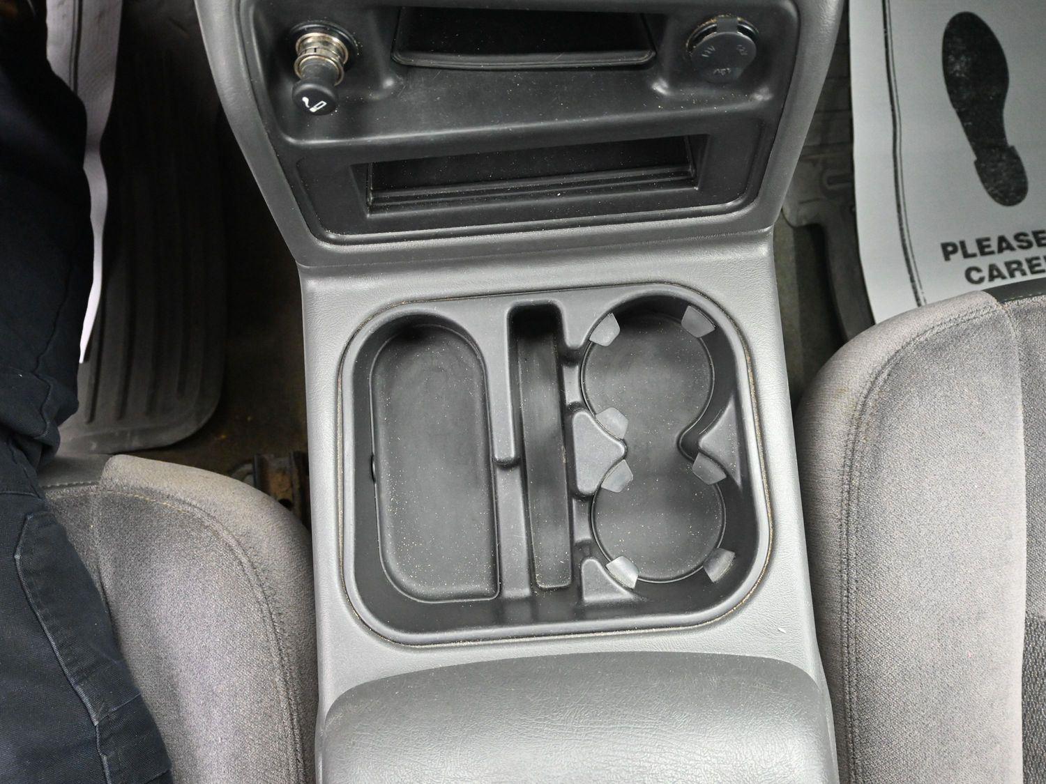 Used 2006  GMC  image 25