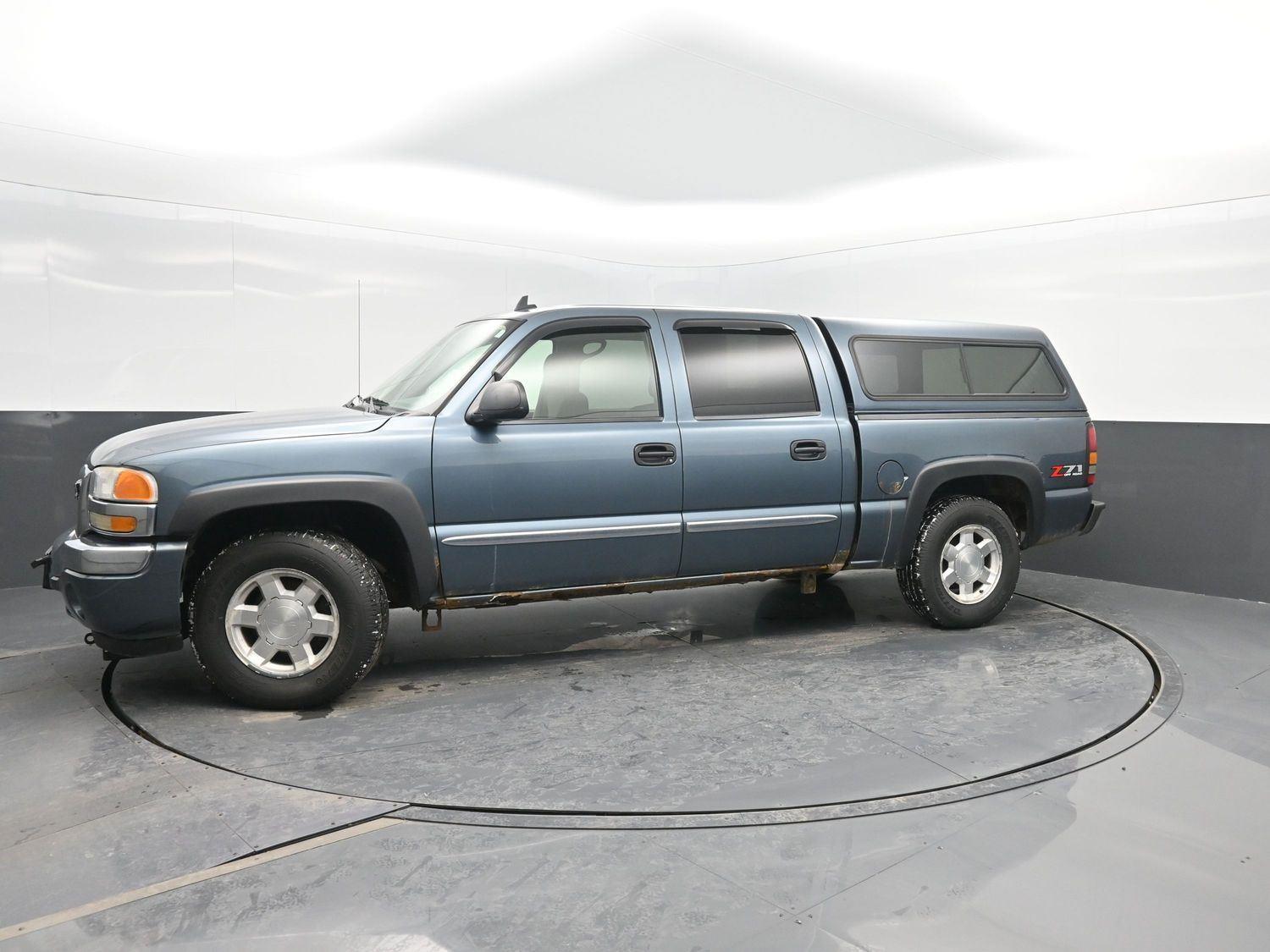 Used 2006  GMC  image 36