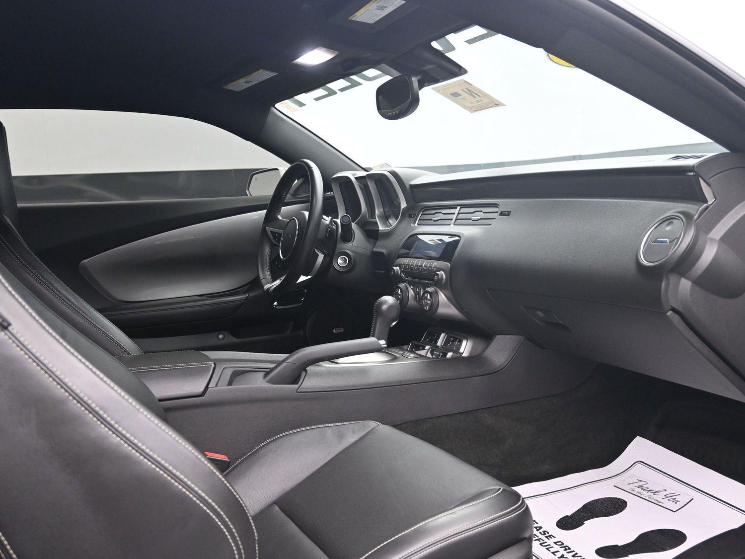 Used 2010 Silver Ice Metallic Chevrolet 2SS image 10