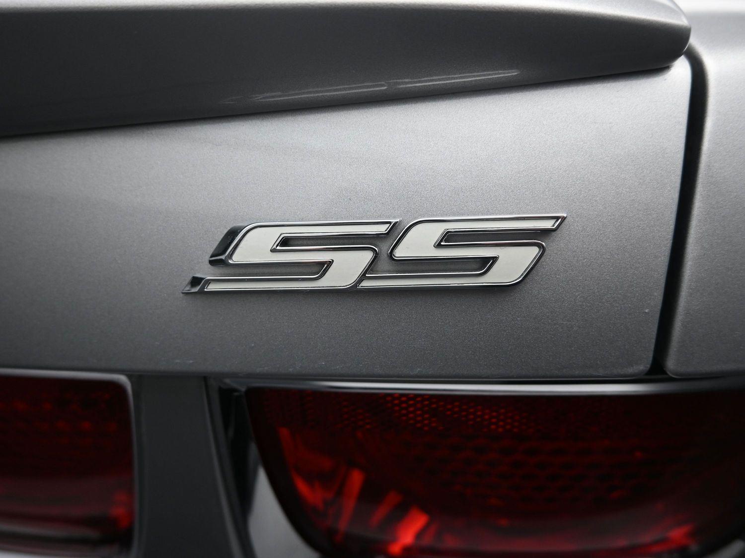 Used 2010 Silver Ice Metallic Chevrolet 2SS image 12