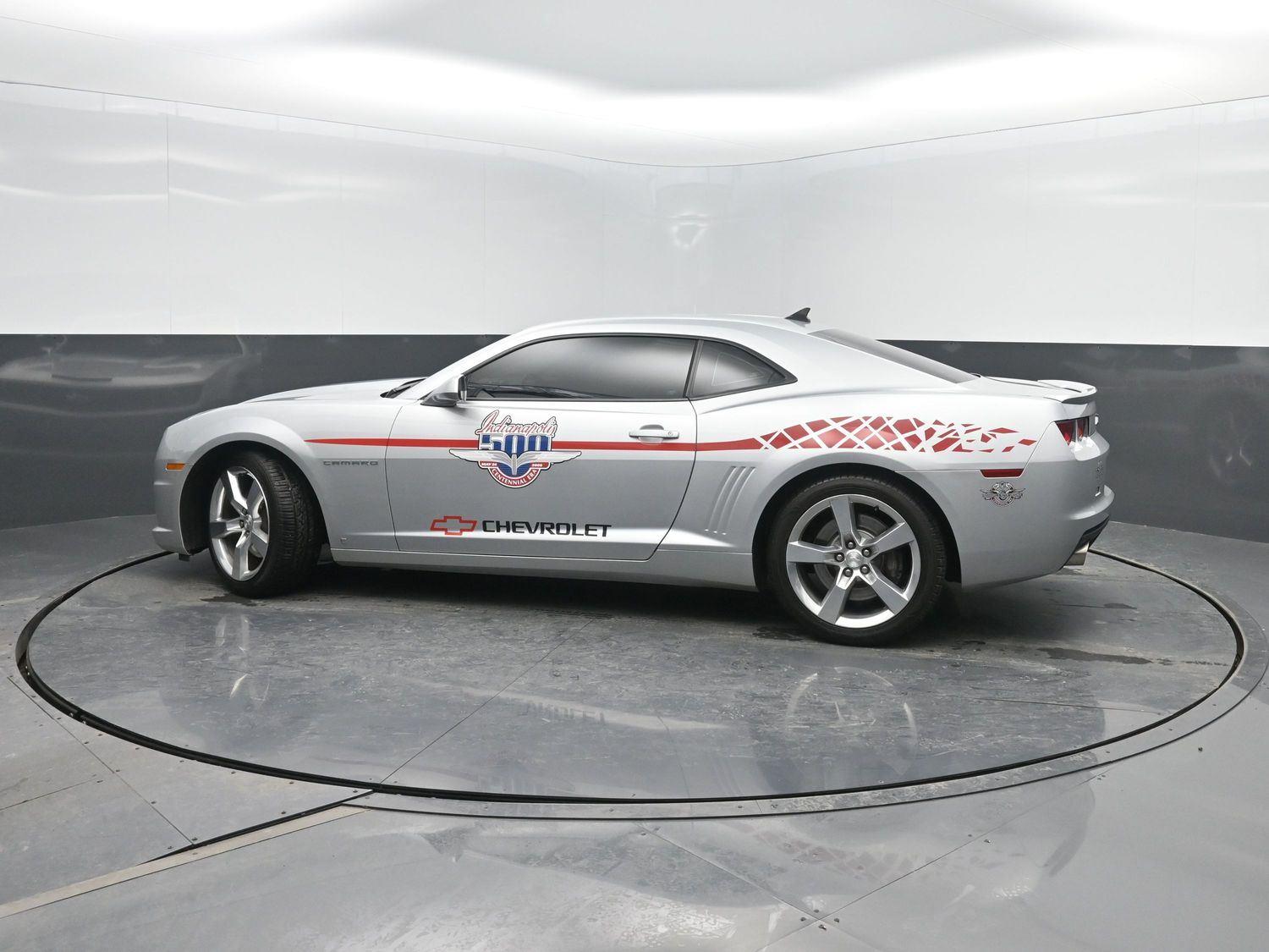 Used 2010 Silver Ice Metallic Chevrolet 2SS image 33