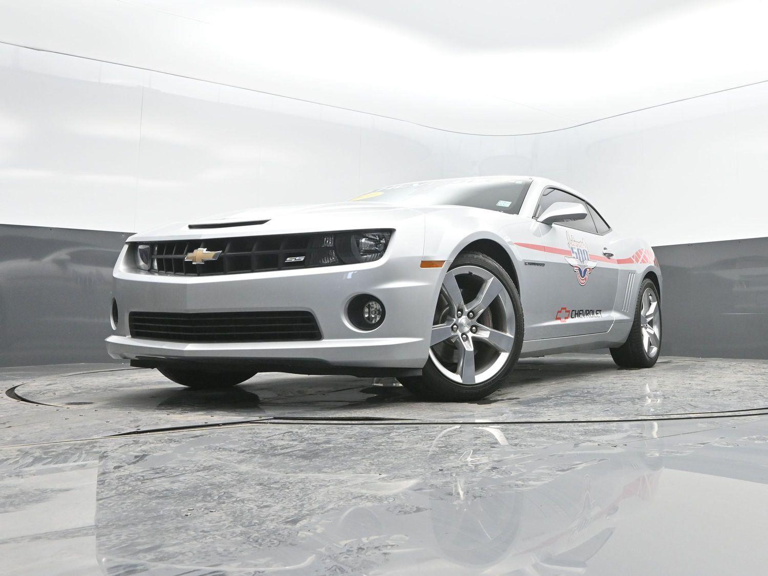 Used 2010 Silver Ice Metallic Chevrolet 2SS image 37