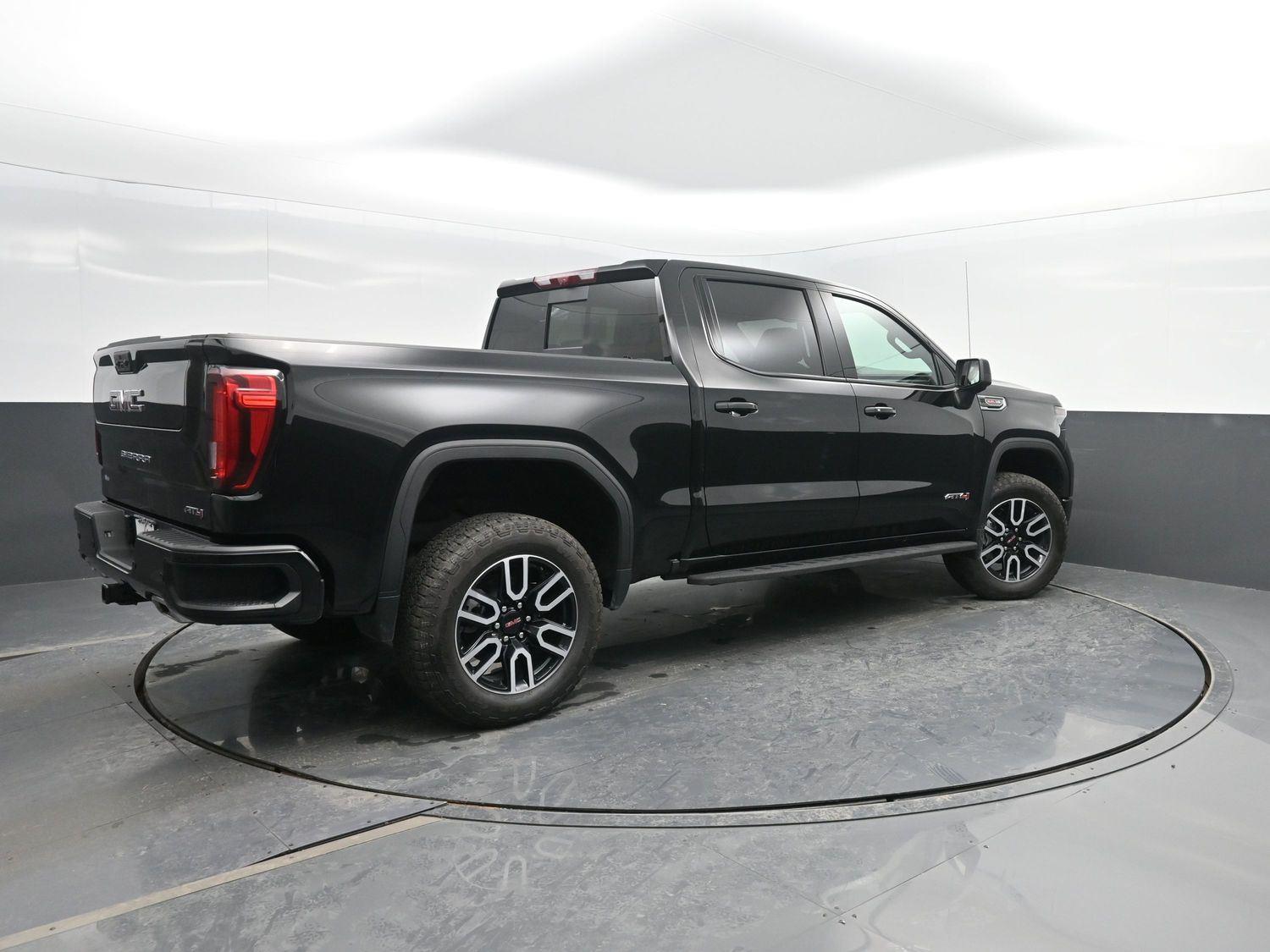Used 2026 Onyx Black GMC AT4 image 2
