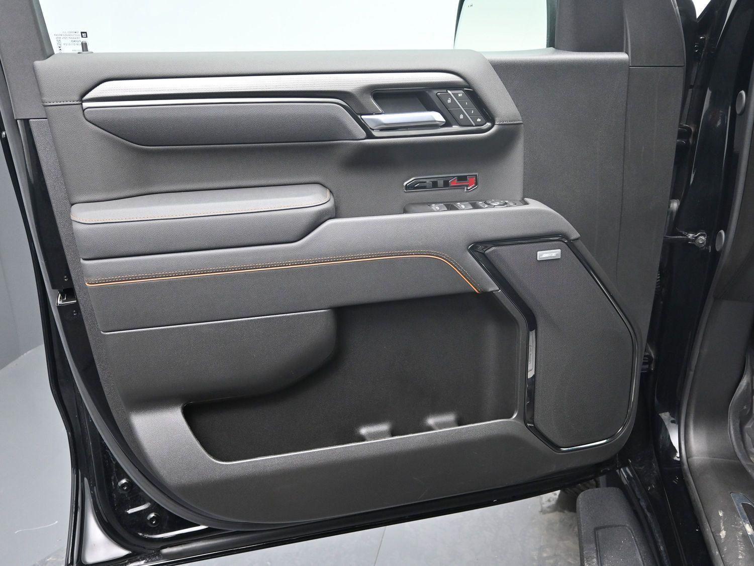 Used 2026 Onyx Black GMC AT4 image 21