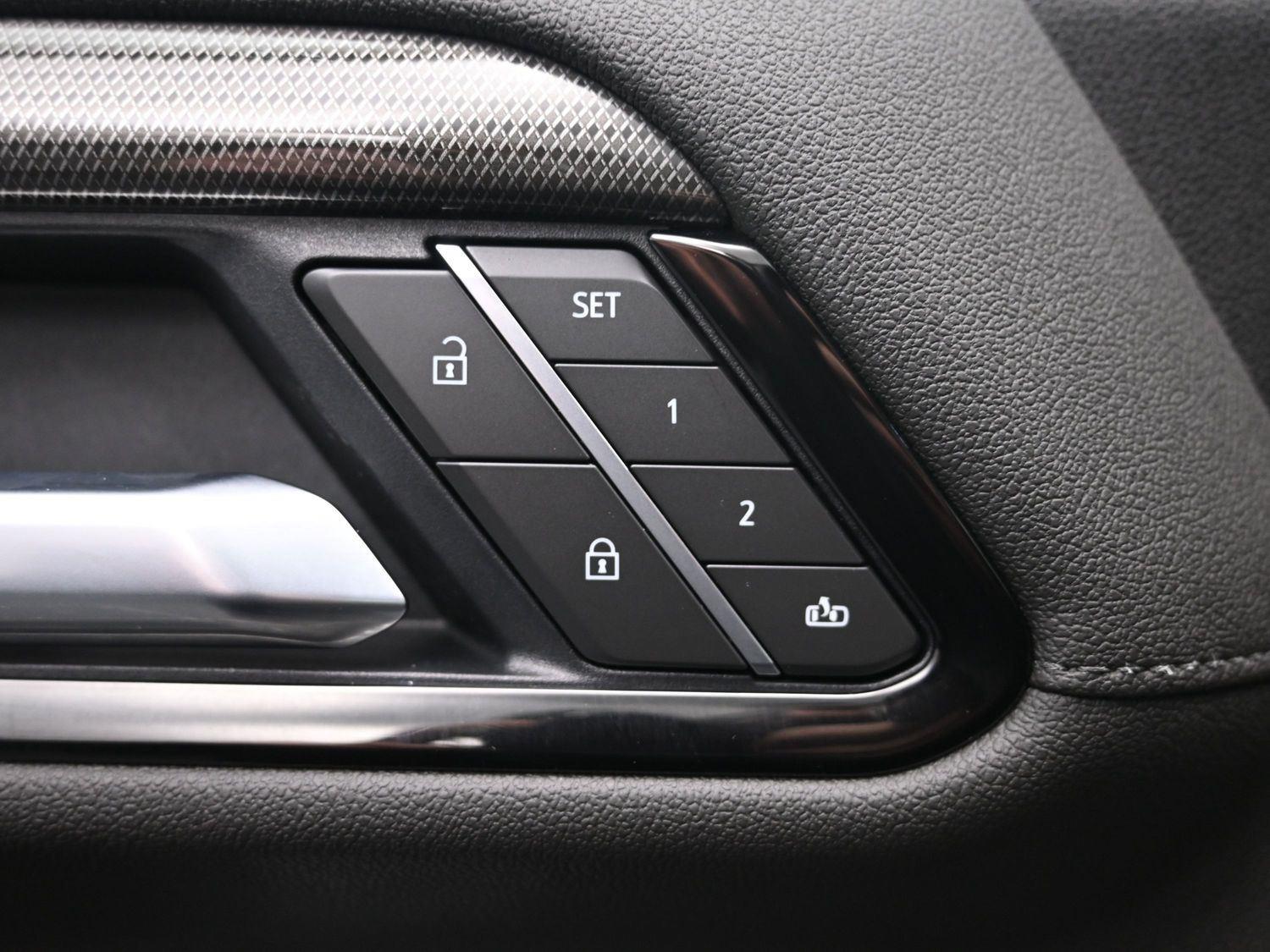 Used 2026 Onyx Black GMC AT4 image 24