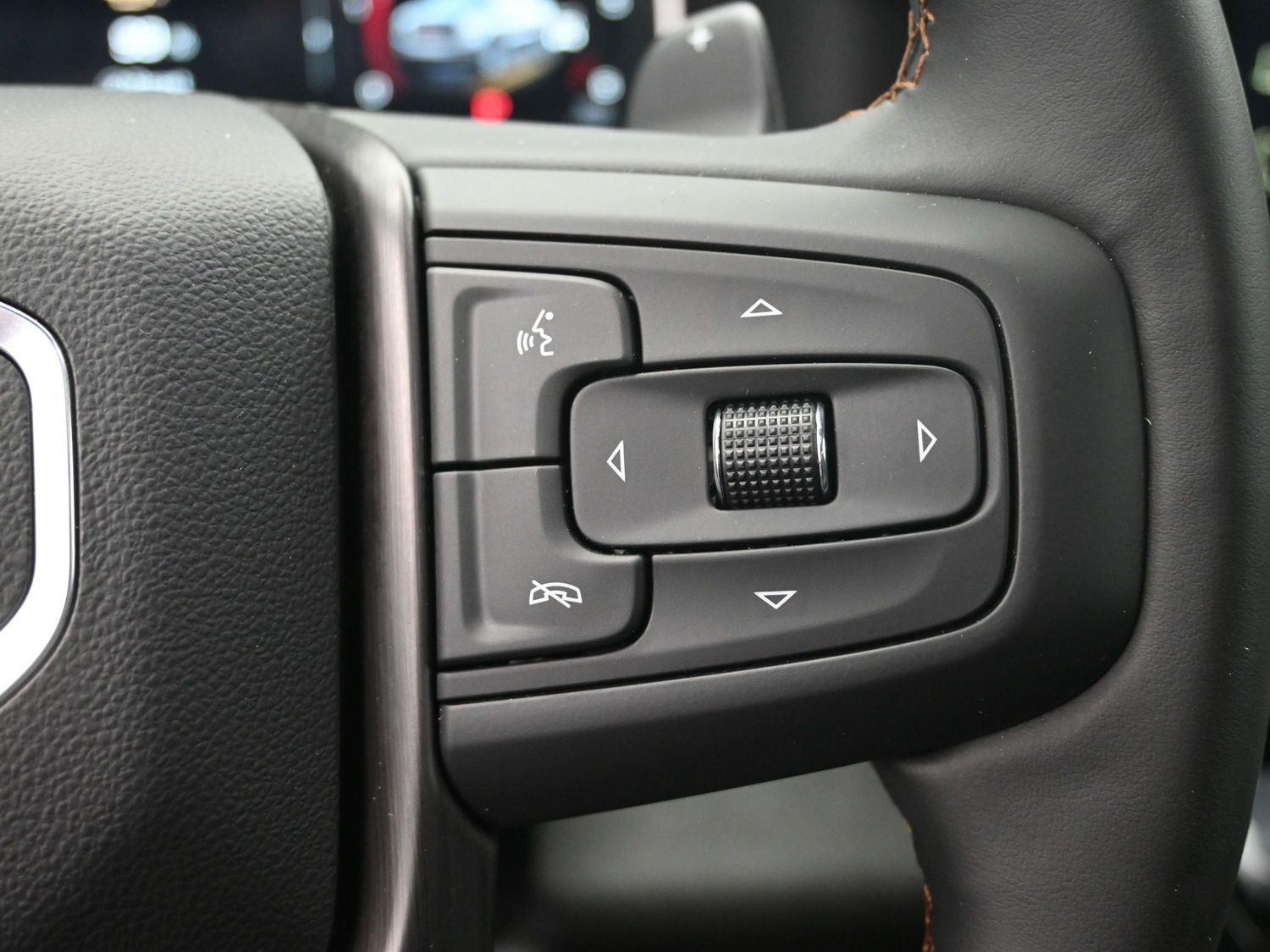 Used 2026 Onyx Black GMC AT4 image 28