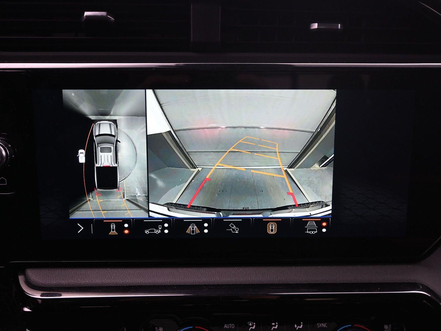 Used 2026 Onyx Black GMC AT4 image 32