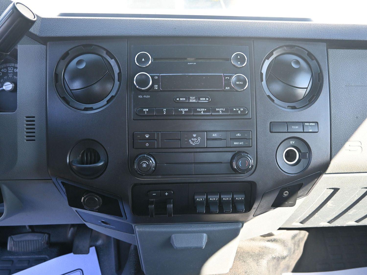 Used 2011 GRAY FORD  image 9