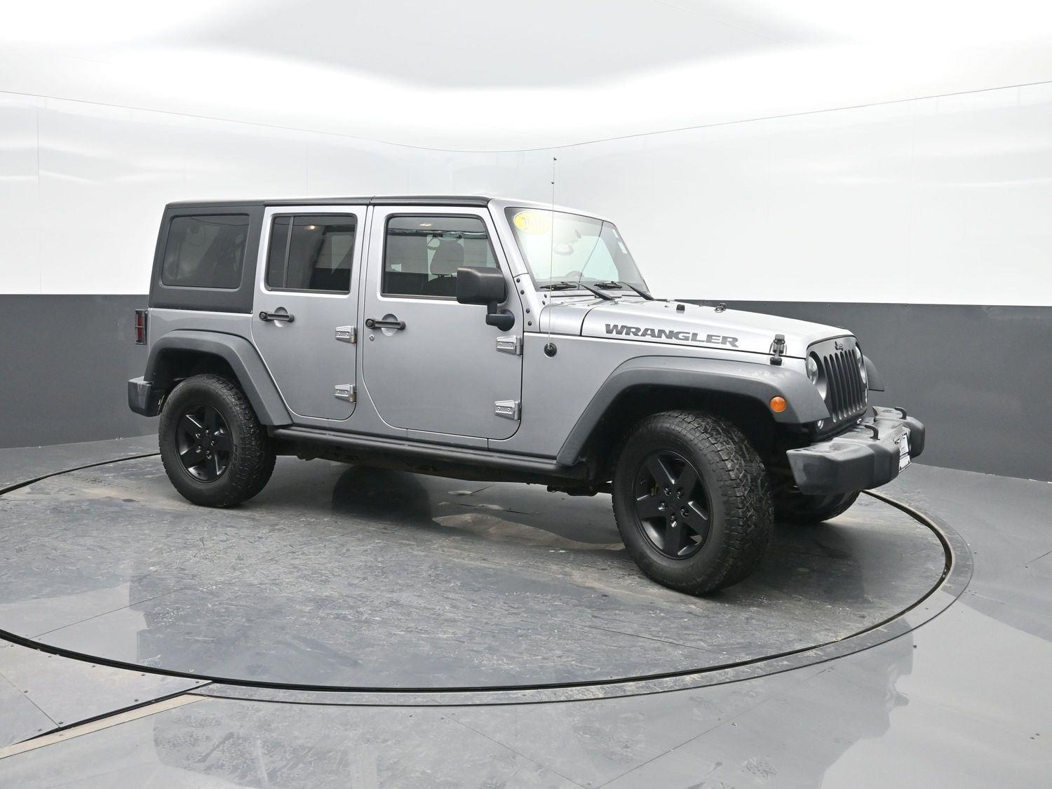 Used 2016 Billet Silver Metallic Clearcoat Jeep Black Bear image 4