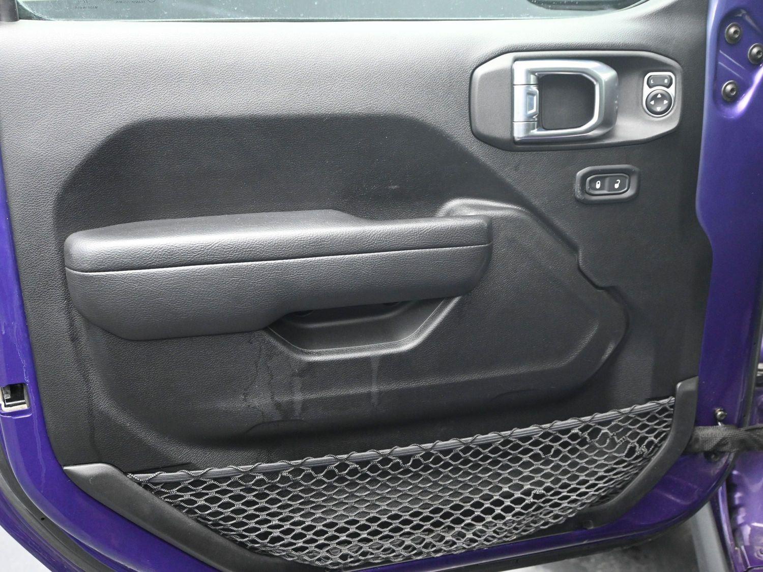 Used 2023 Limited Edition Reign Jeep Rubicon image 16