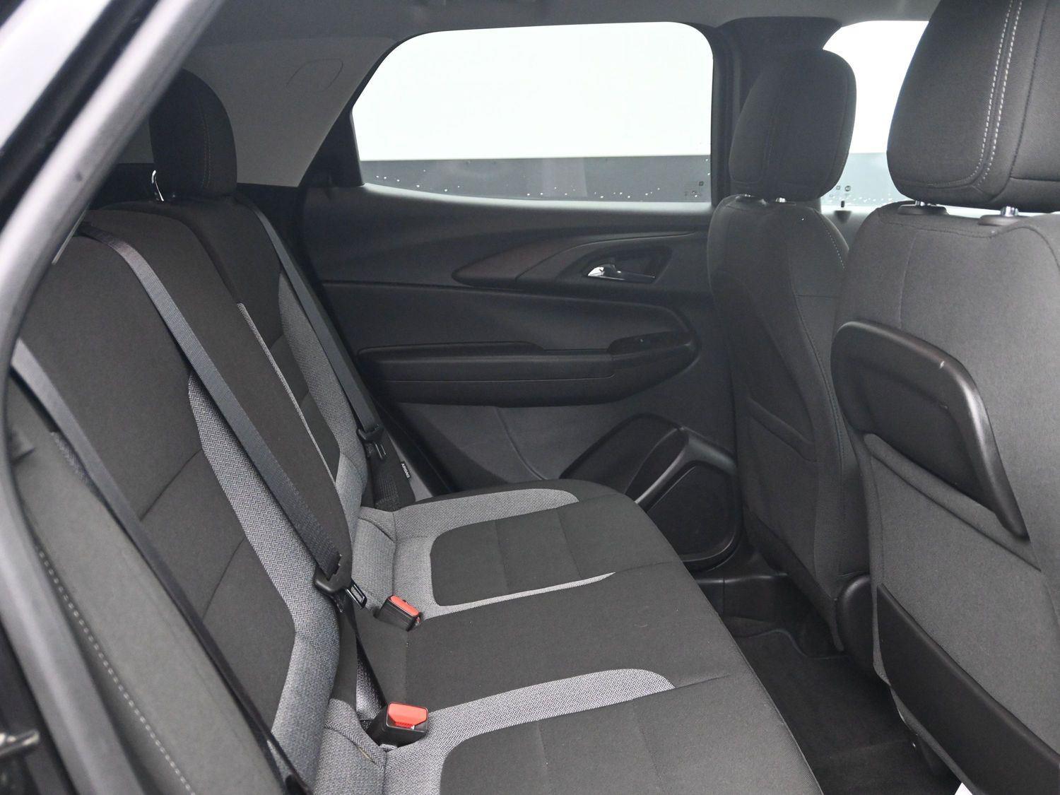 Used 2025 Mosaic Black Metallic Chevrolet LT image 10