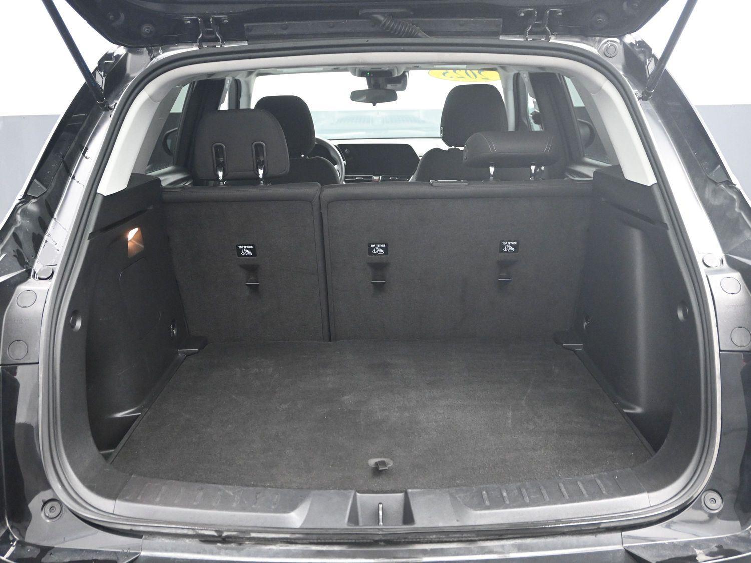 Used 2025 Mosaic Black Metallic Chevrolet LT image 14