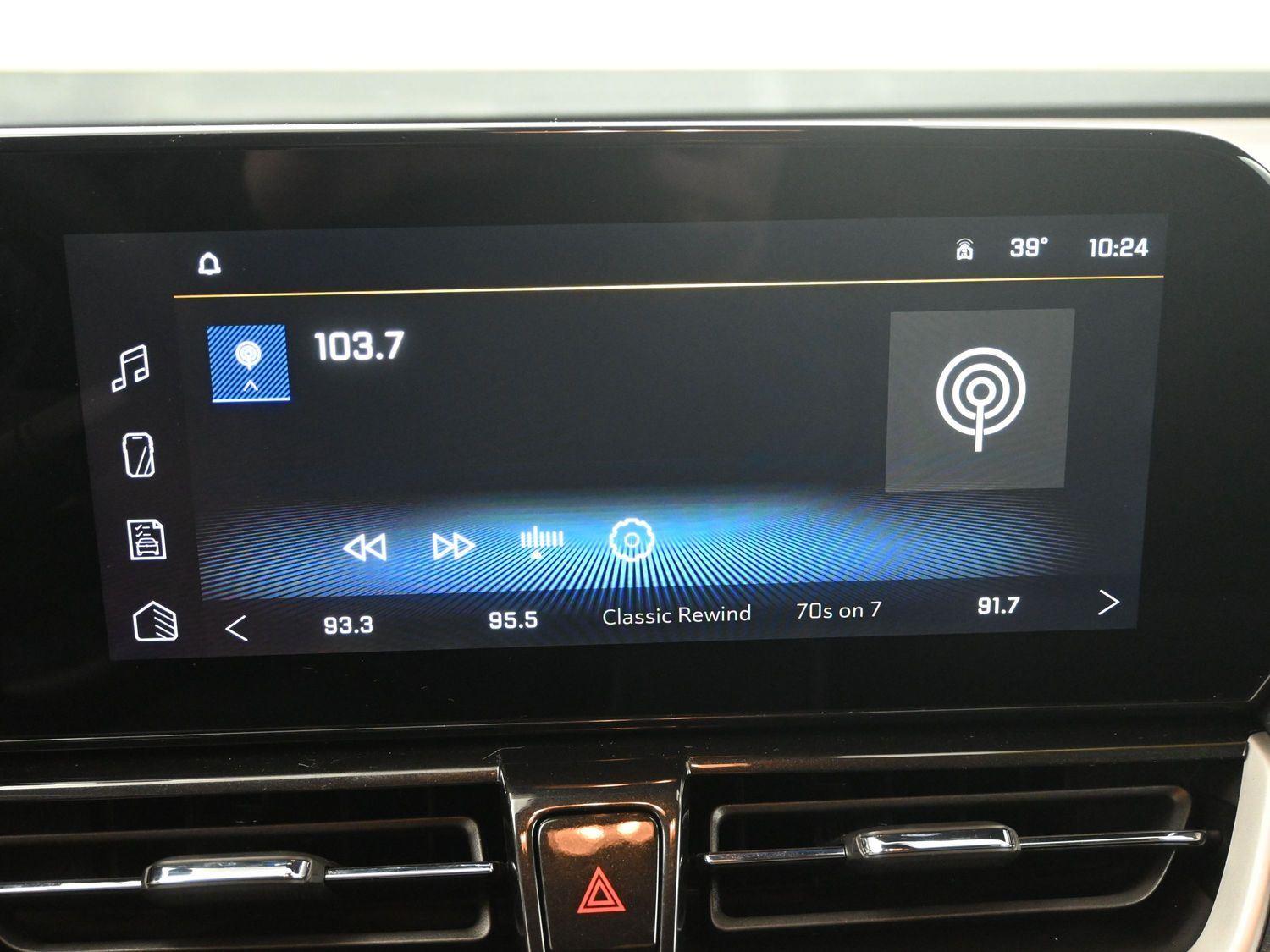 Used 2025 Mosaic Black Metallic Chevrolet LT image 23