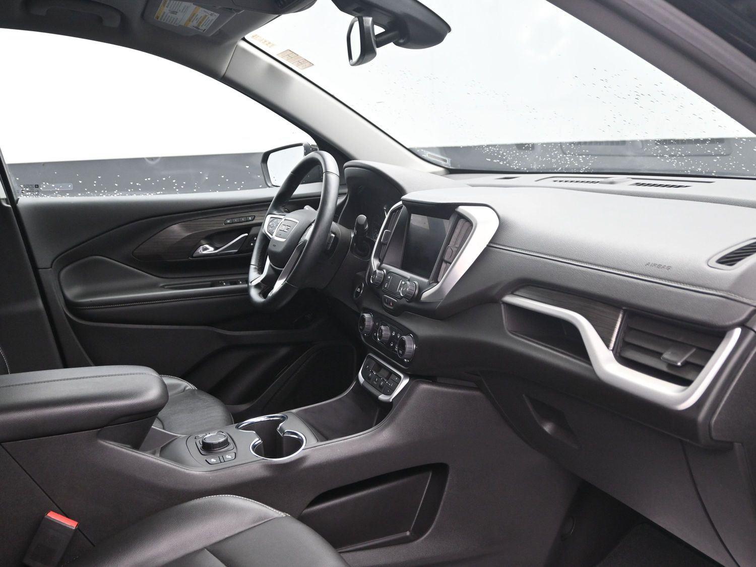 Used 2024 Ebony Twilight Metallic GMC SLT image 11