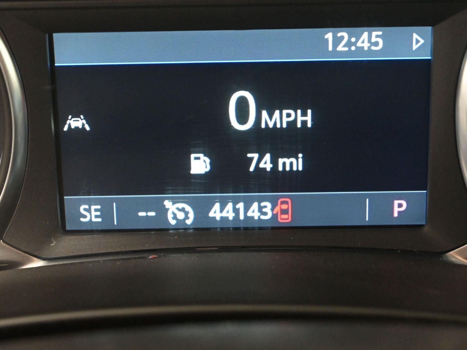 Used 2024 Ebony Twilight Metallic GMC SLT image 27