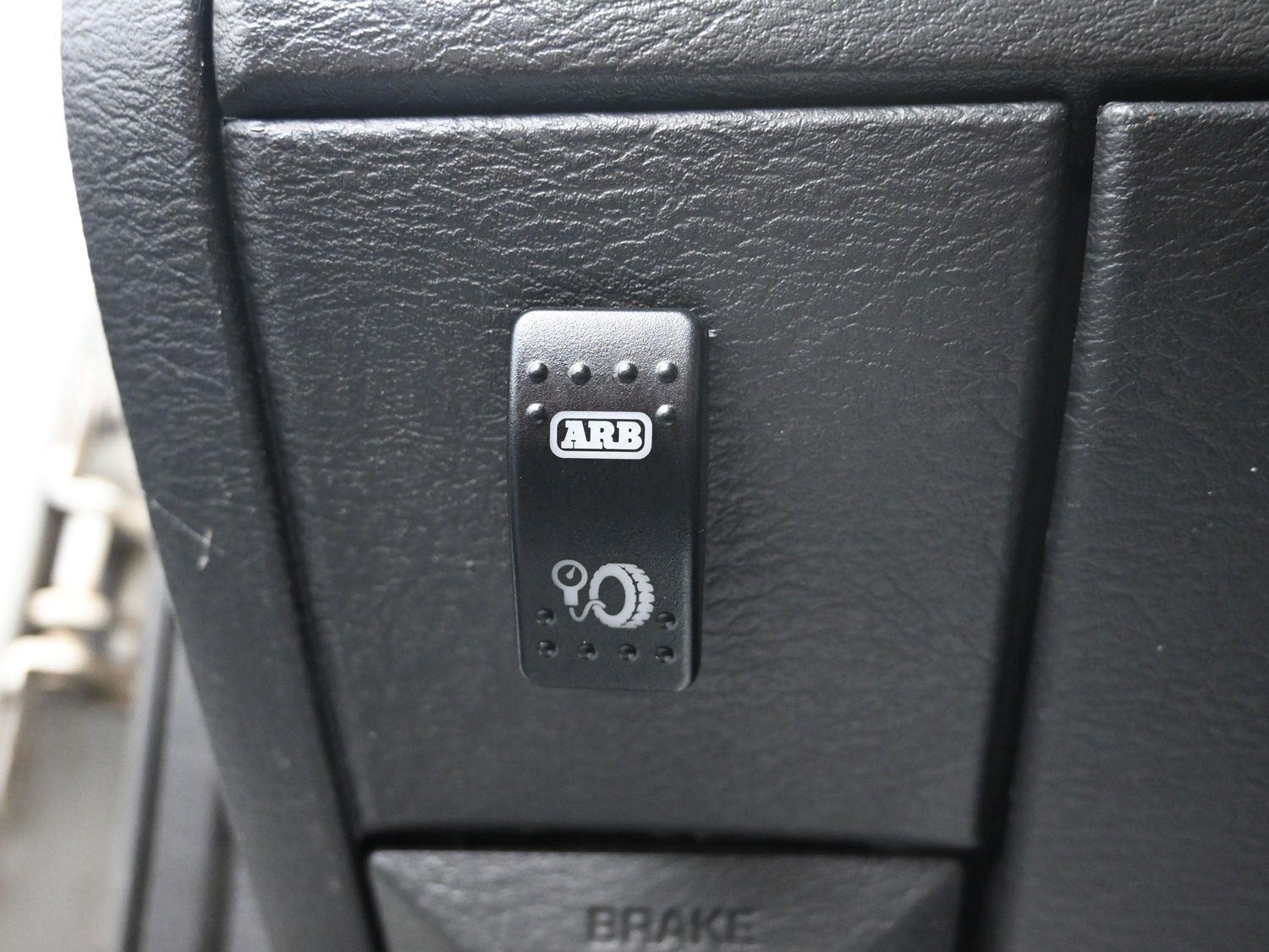 Used 2003  DODGE  image 15