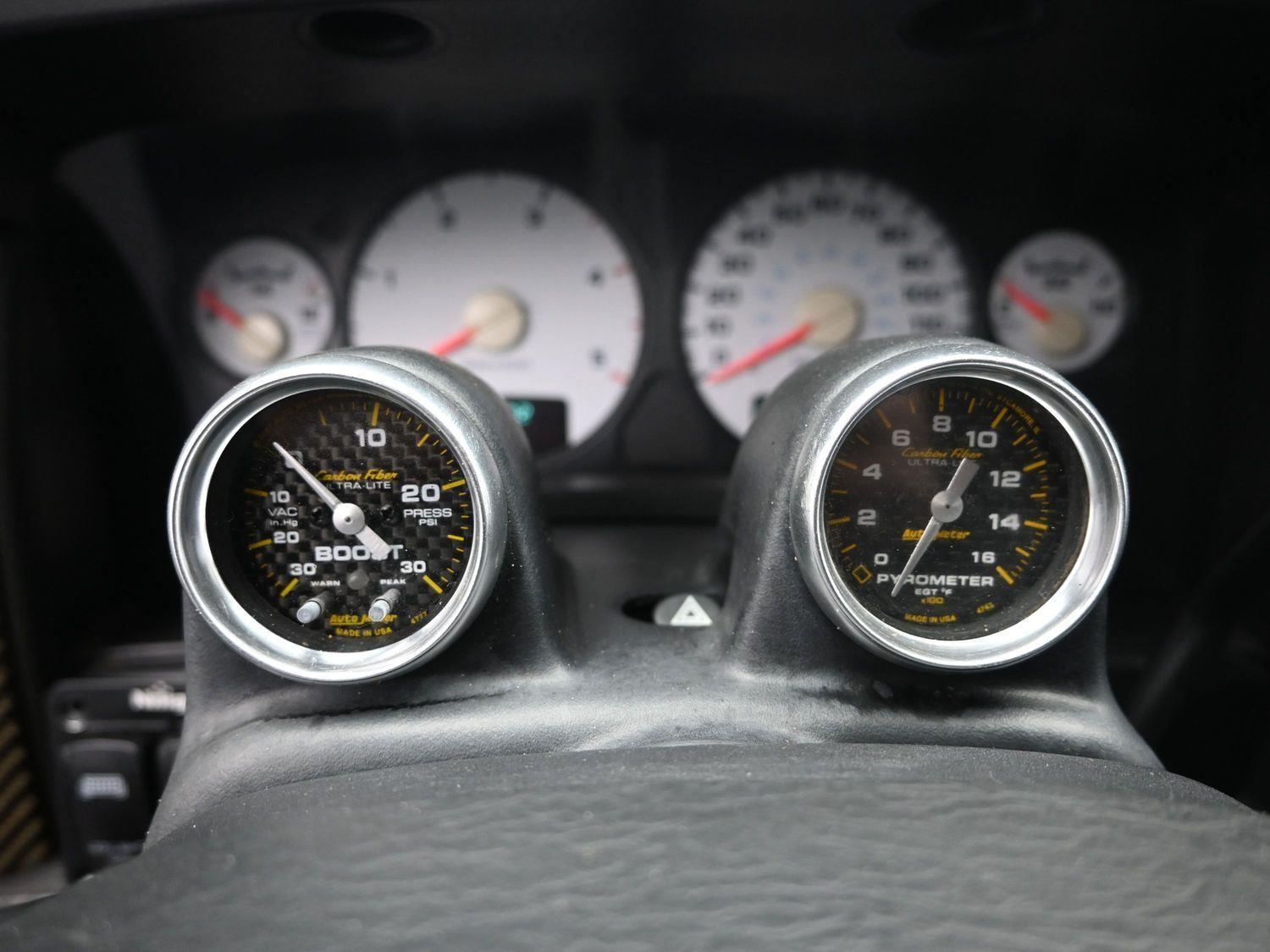 Used 2003  DODGE  image 18