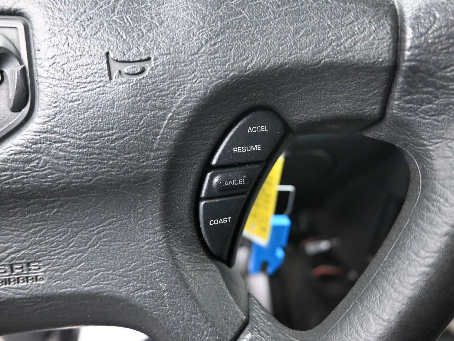 Used 2003  DODGE  image 20