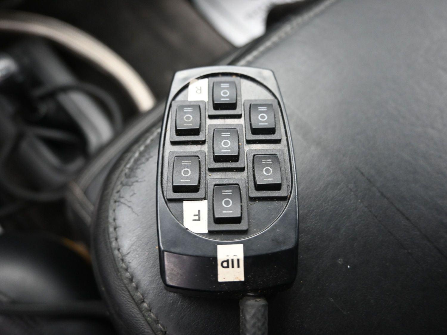 Used 2003  DODGE  image 25