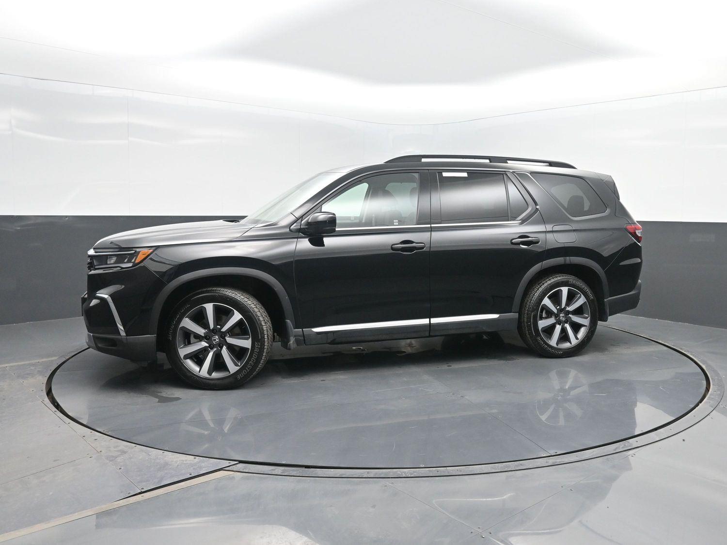 2025 Honda Pilot Touring AWD