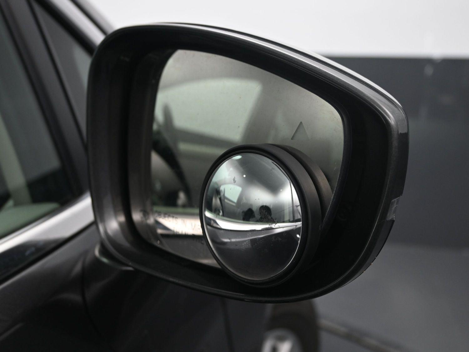 Used 2022 Granite Crystal Metallic Clearcoat Chrysler Touring L image 7