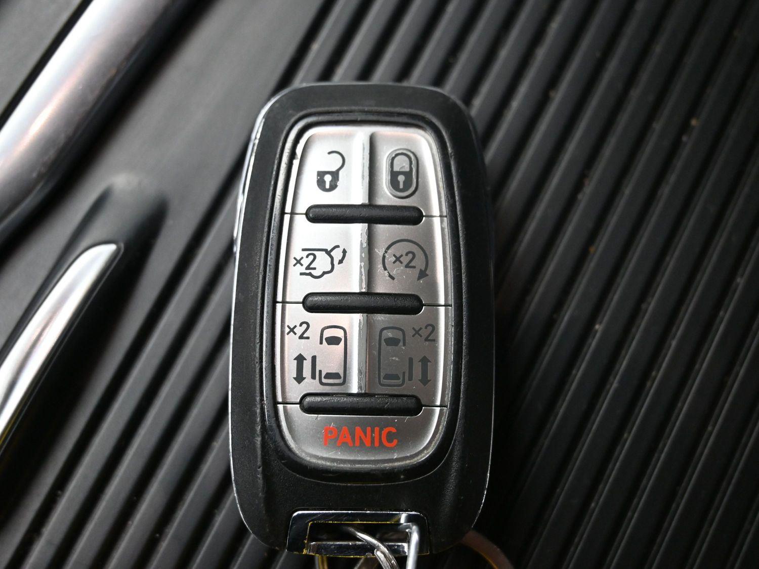 Used 2022 Granite Crystal Metallic Clearcoat Chrysler Touring L image 34