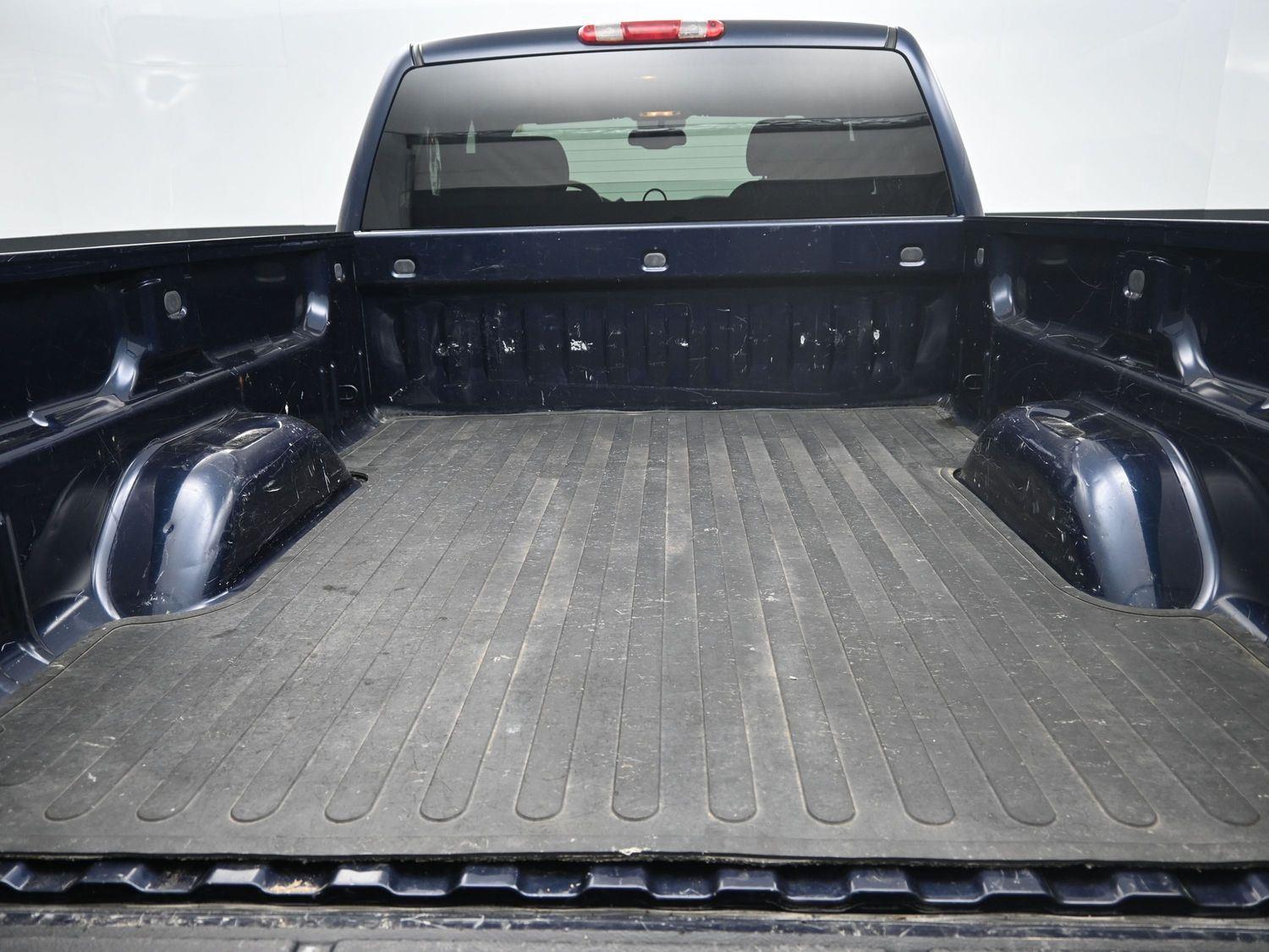 Used 2007 Dark Blue Metallic Chevrolet LT w/1LT image 15