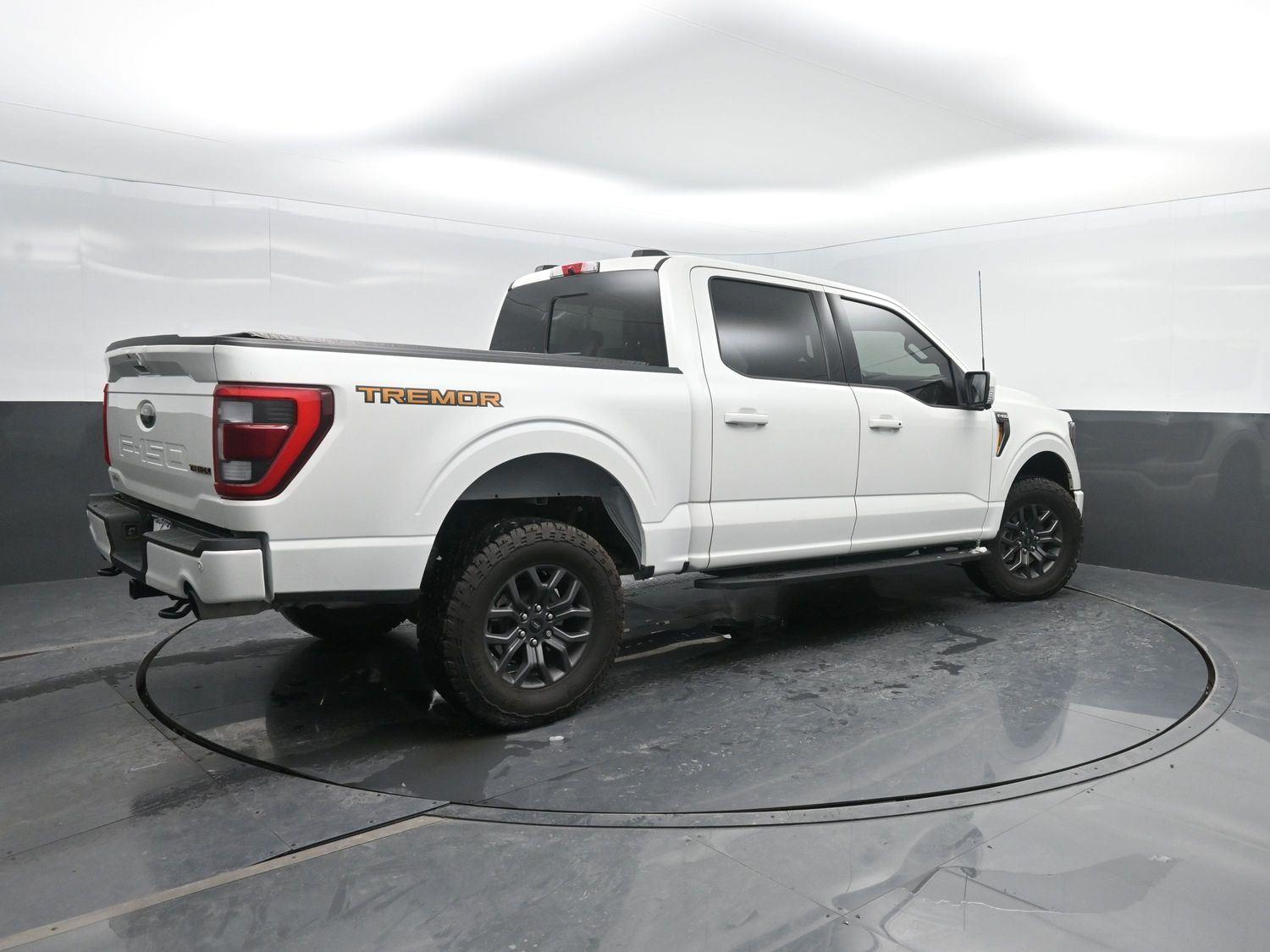Used 2023 Star White Metallic Tri-Coat Ford Tremor image 2