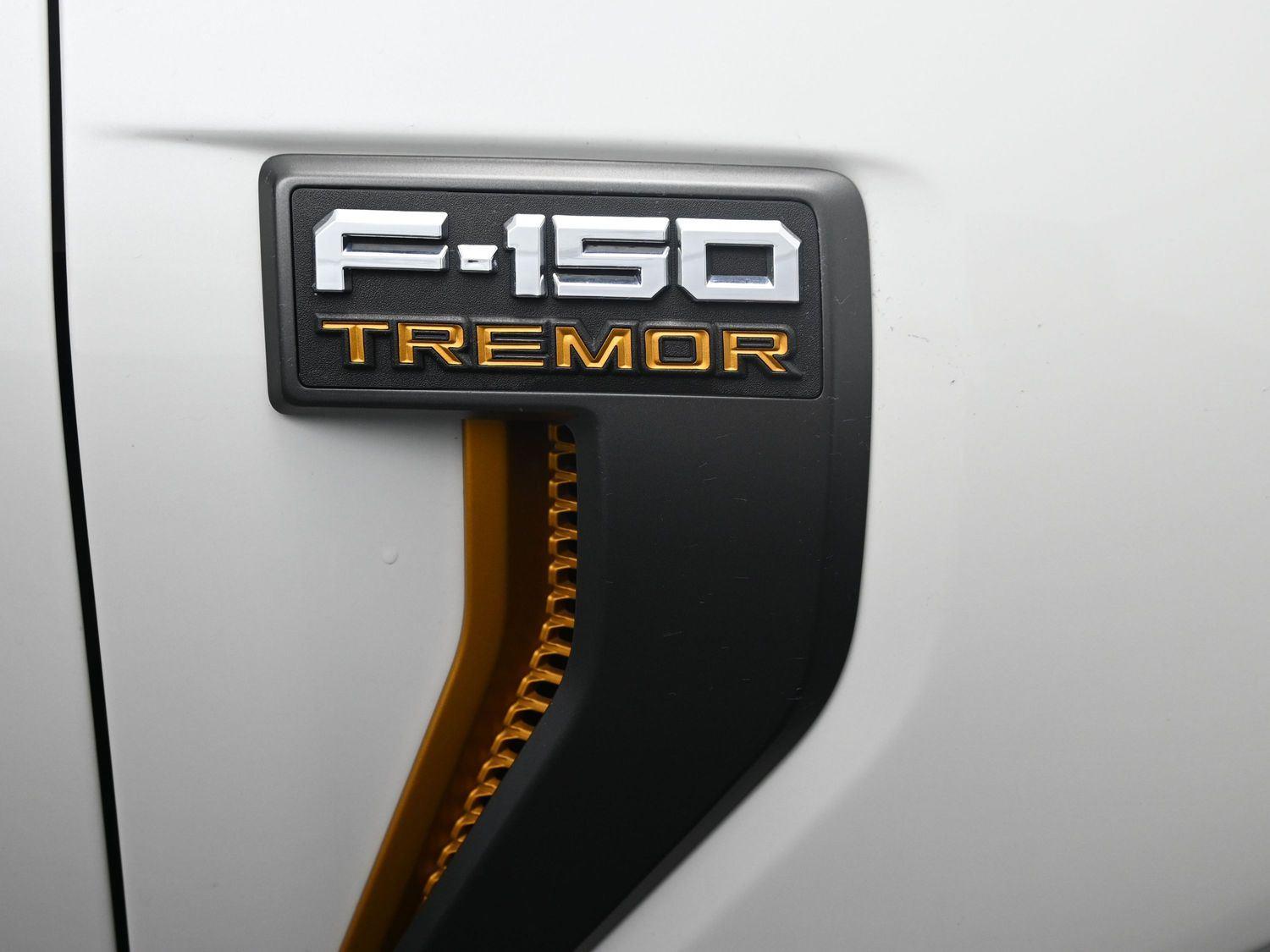 Used 2023 Star White Metallic Tri-Coat Ford Tremor image 6