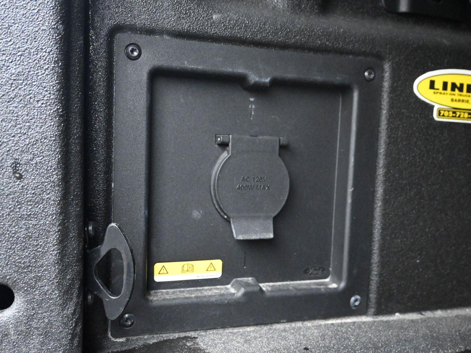 Used 2023 Star White Metallic Tri-Coat Ford Tremor image 19