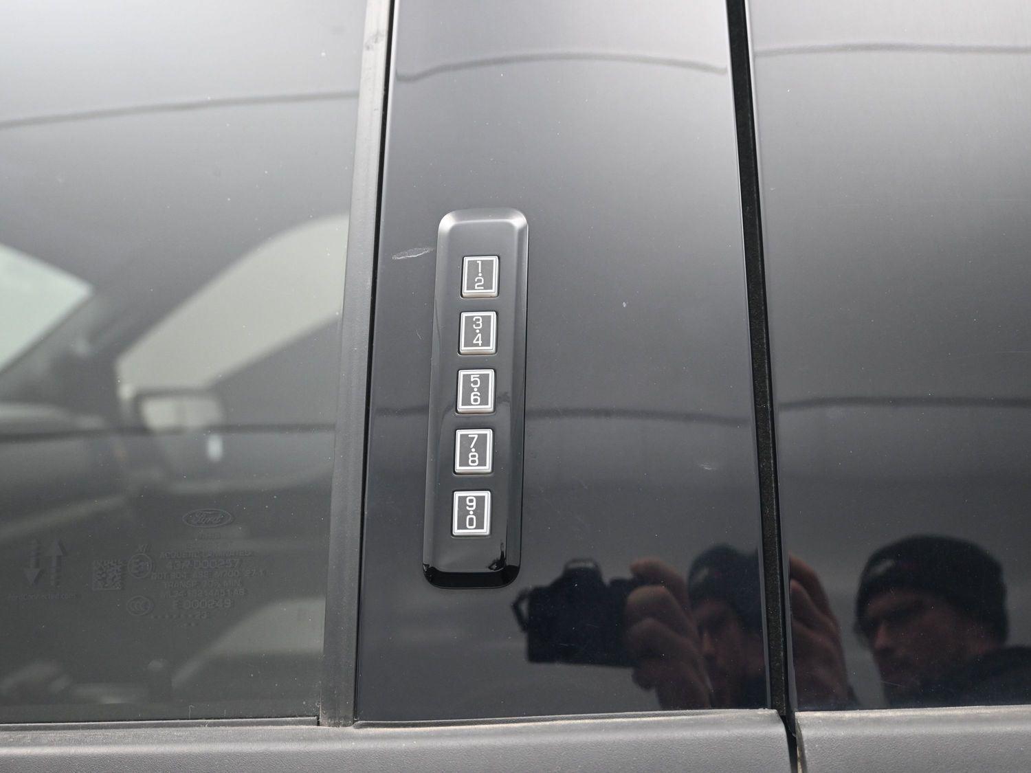 Used 2023 Star White Metallic Tri-Coat Ford Tremor image 21