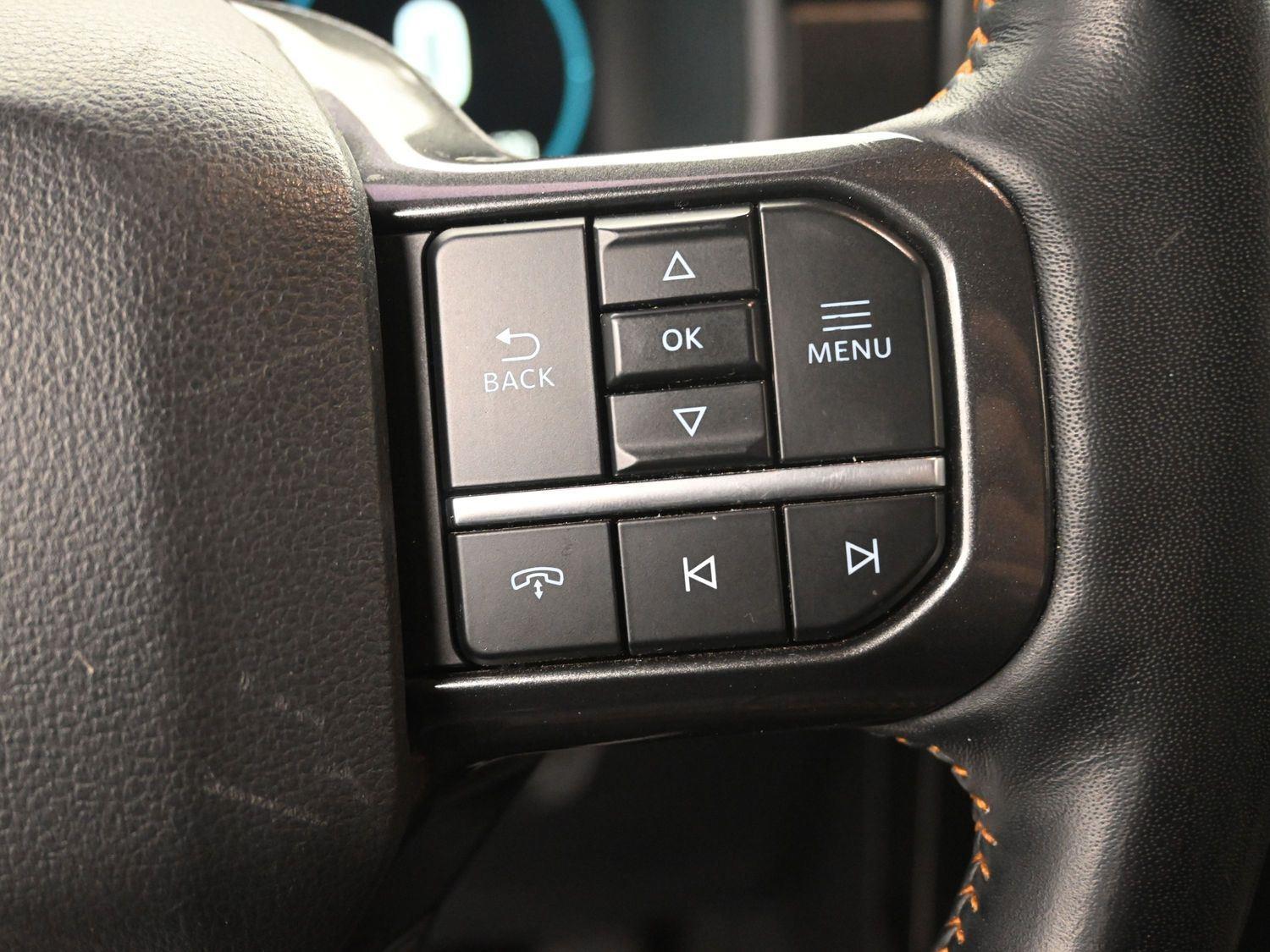 Used 2023 Star White Metallic Tri-Coat Ford Tremor image 29